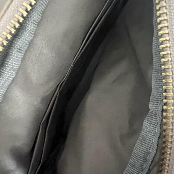 Diaper bag and matching crossbody - Picture 4 of 4